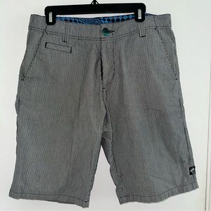 BOGO Lost grey and white striped men’s shorts size 34
